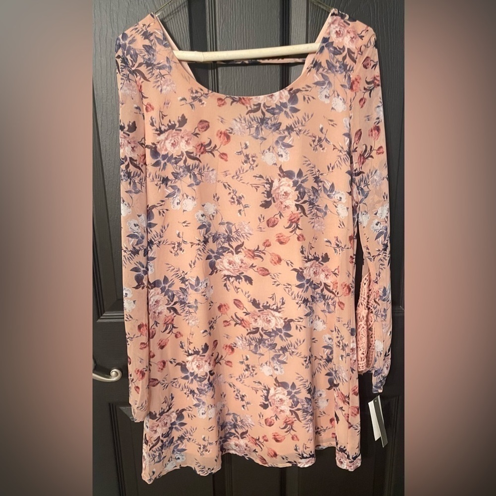 NWT Speechless Floral dress small